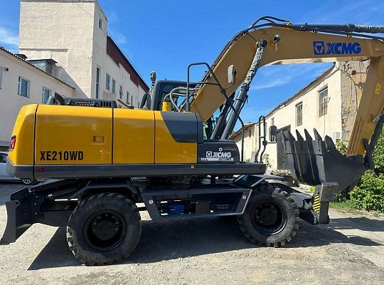 Колесный экскаватор XCMG XE210WD